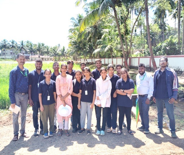Visit to Seed Production plots of paddy